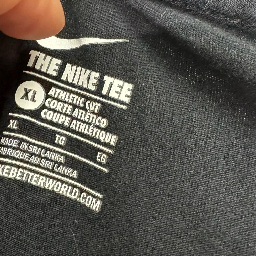 Nike Shirt Boy XL Black Long Sleeve Just Do It Regular Fit